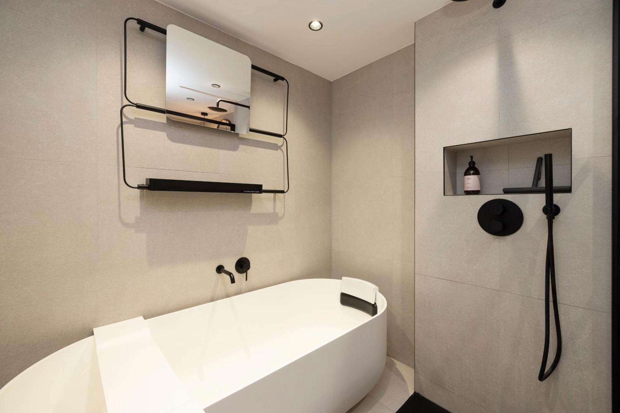 Joivy Fabulous With Bay View Terrace Appartement EDI