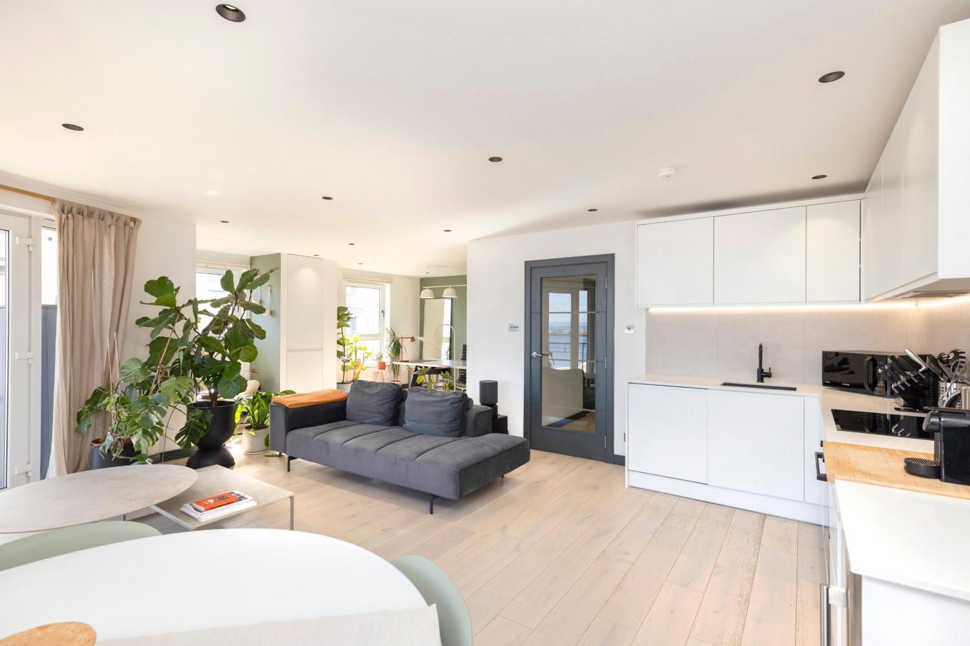 Joivy Fabulous With Bay View Terrace Appartement